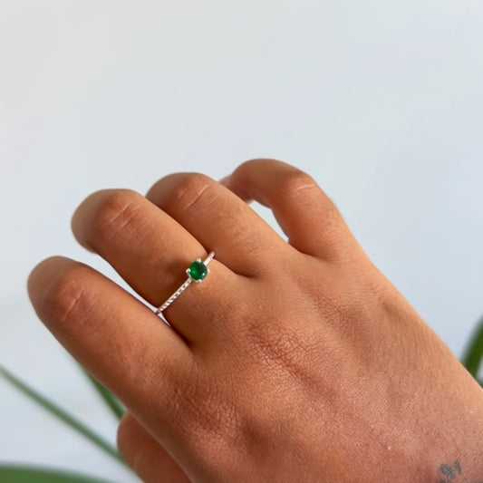 Anel Evelyn Hugo com zircônia verde - Prata 925