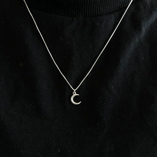 Colar Luna com pingente lua 10mm 45cm - Prata 925