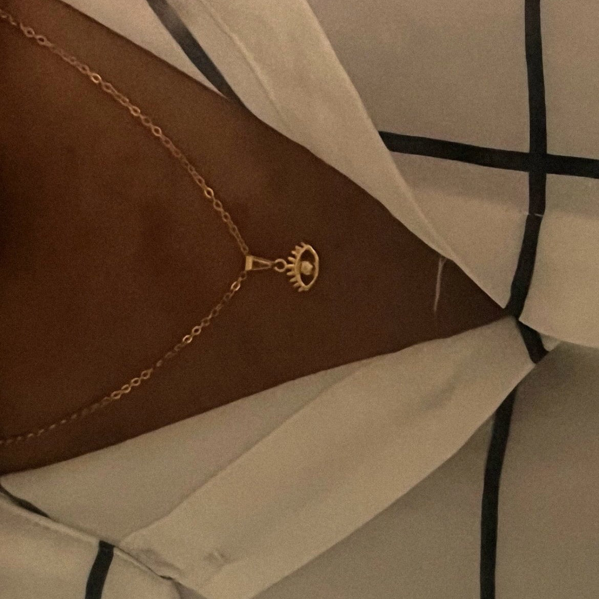 Colar Édra com corrente de 45cm - Banhado em prata 925 ou ouro 18k