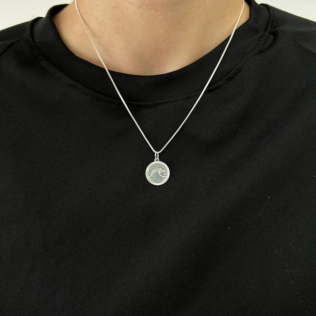 Colar Placa Onda Dupla Face 45 cm - Banhado em prata 925