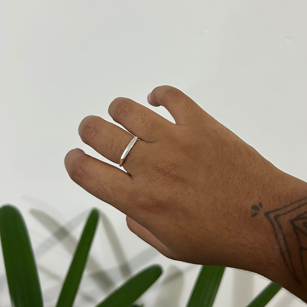Anel Slim regulável banhado em prata 925